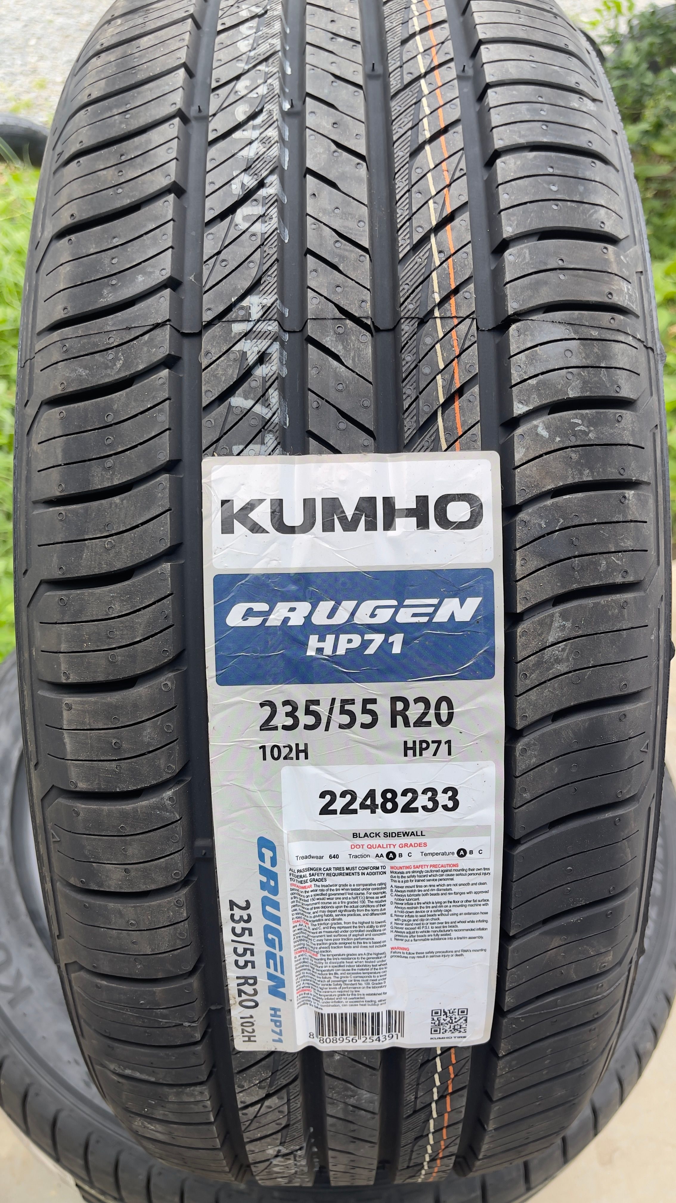 Kumho CRUGEN HP71