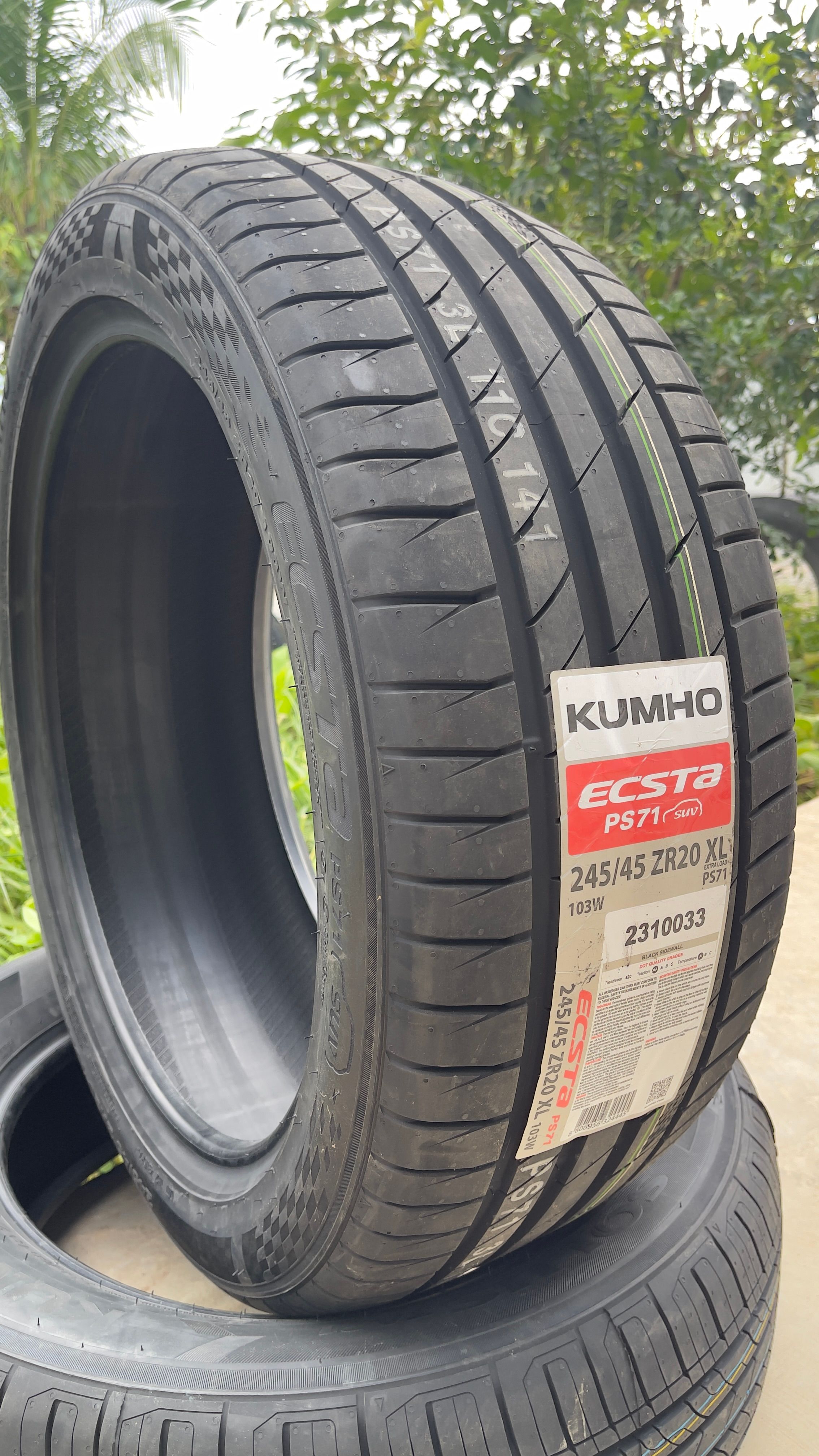 Kumho ECSTA PS71