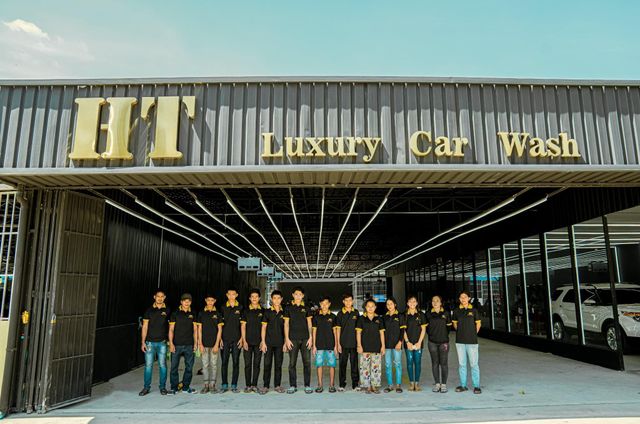 HT LUXURY CAR WASH's Store