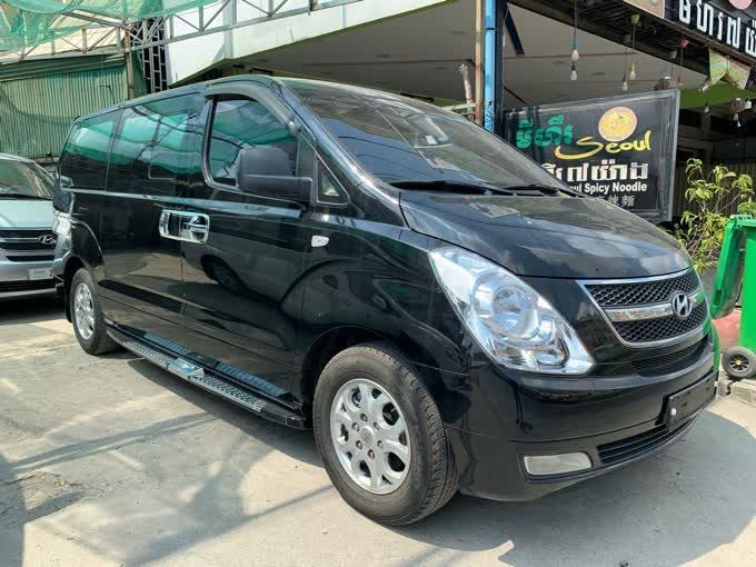 Hyundai Grand Starex 2011