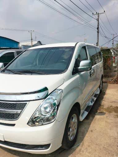 Hyundai Grand Starex 2011