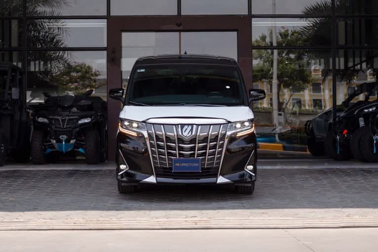 Toyota Alphard 2023