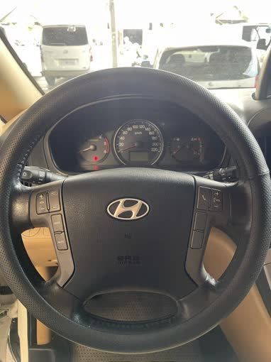 Hyundai Grand Starex 2010