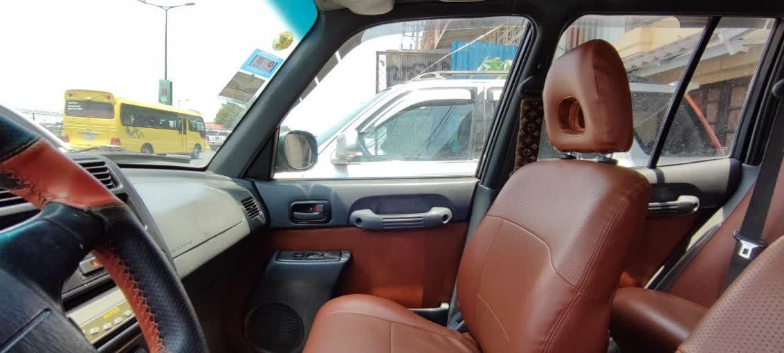 តូយ៉ូតា RAV4 2008