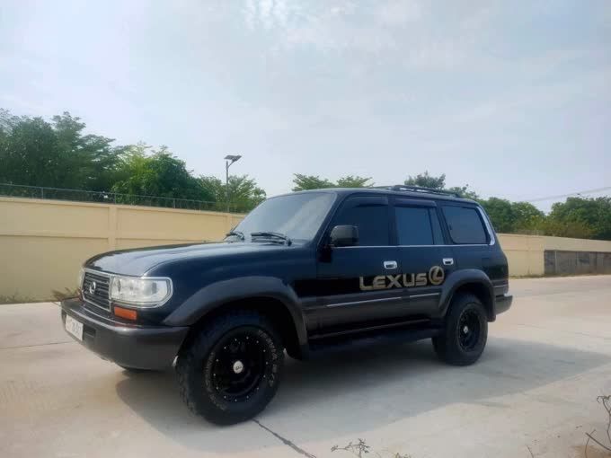 Lexus LX 2008