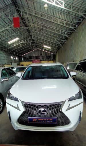 雷克萨斯 NX200t 2015