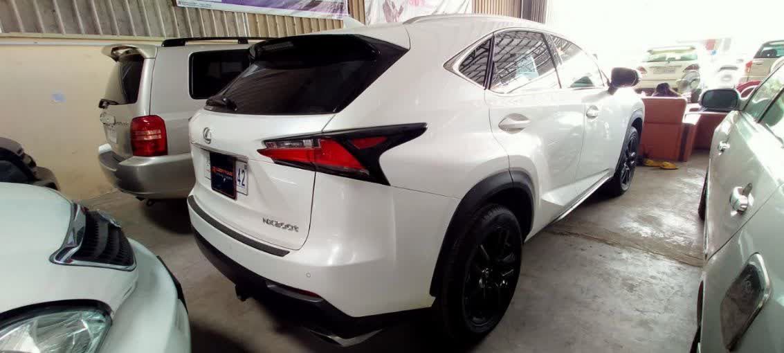 Lexus NX200t 2015