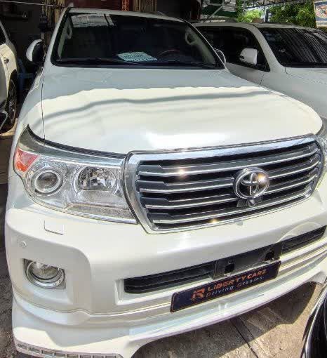 Toyota LandCruiser 2013