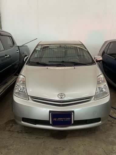 តូយ៉ូតា Prius 2008