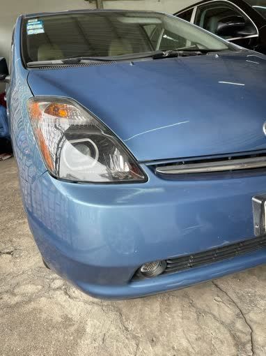 តូយ៉ូតា Prius 2004