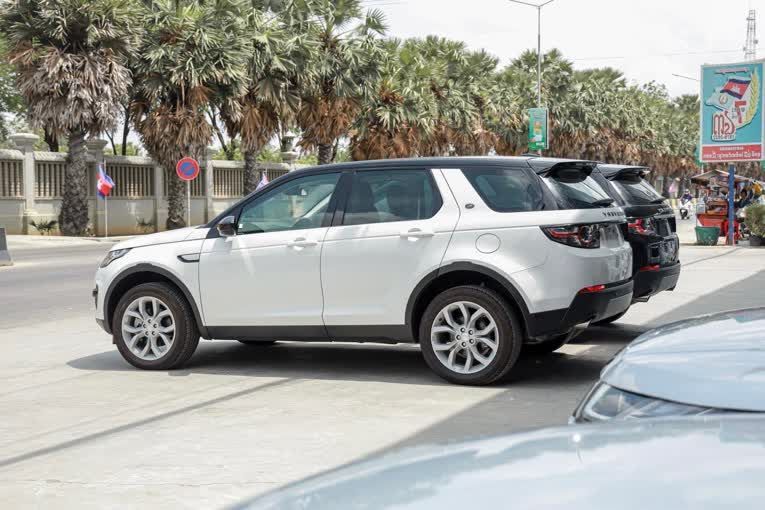 Land Rover Discovery Sport 2015