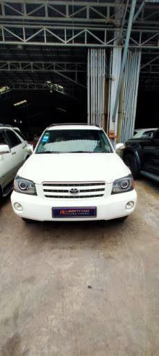 តូយ៉ូតា Highlander 2002