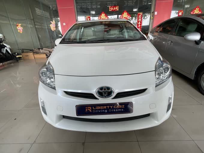 តូយ៉ូតា Prius 2010