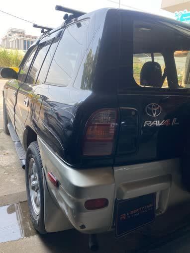 តូយ៉ូតា RAV4 2008