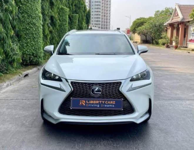 Lexus NX200t 2015