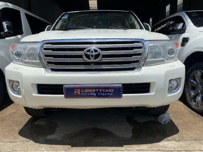 Toyota LandCruiser 2015