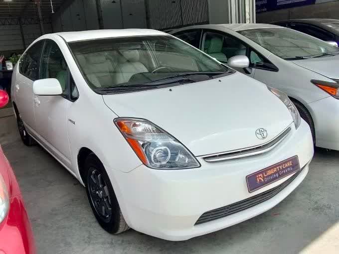 តូយ៉ូតា Prius 2009