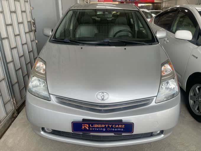 តូយ៉ូតា Prius 2008