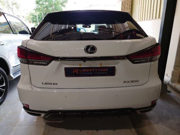 Lexus RX 2023