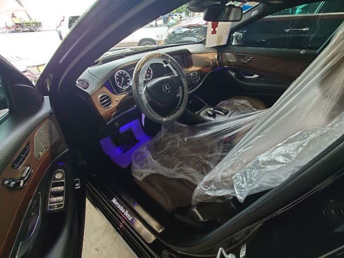 奔驰 S400 2015