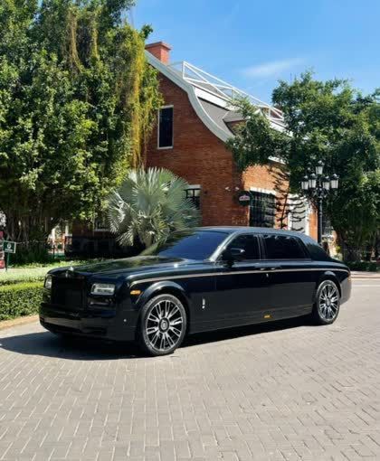 Rolls-Royce Phantom 2015