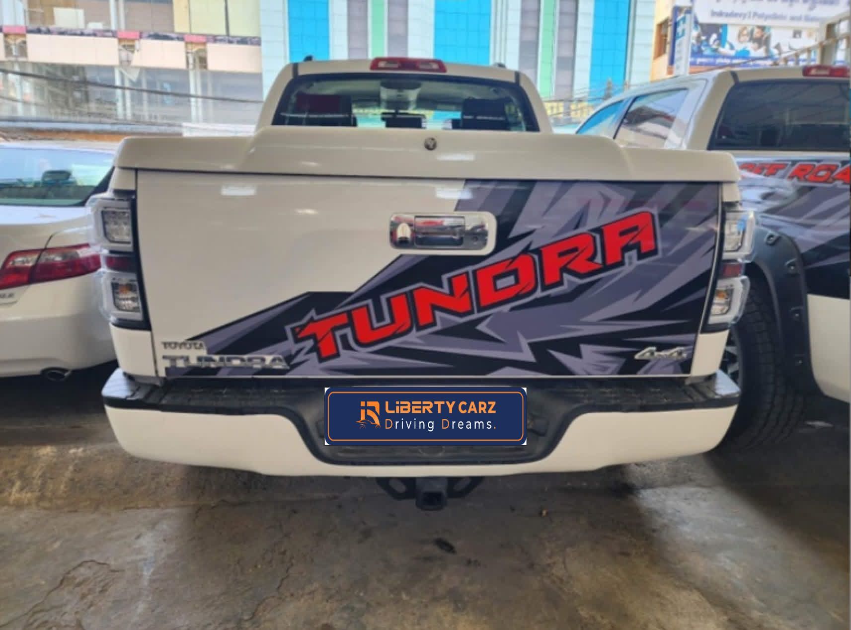 តូយ៉ូតា Tundra 2009