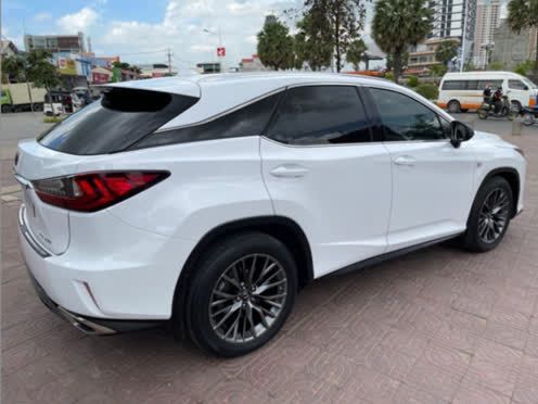 Lexus RX 2019