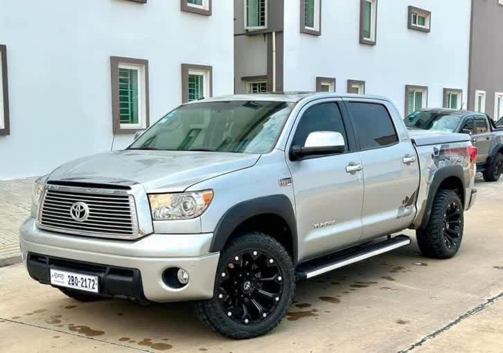 Toyota Tundra 2010