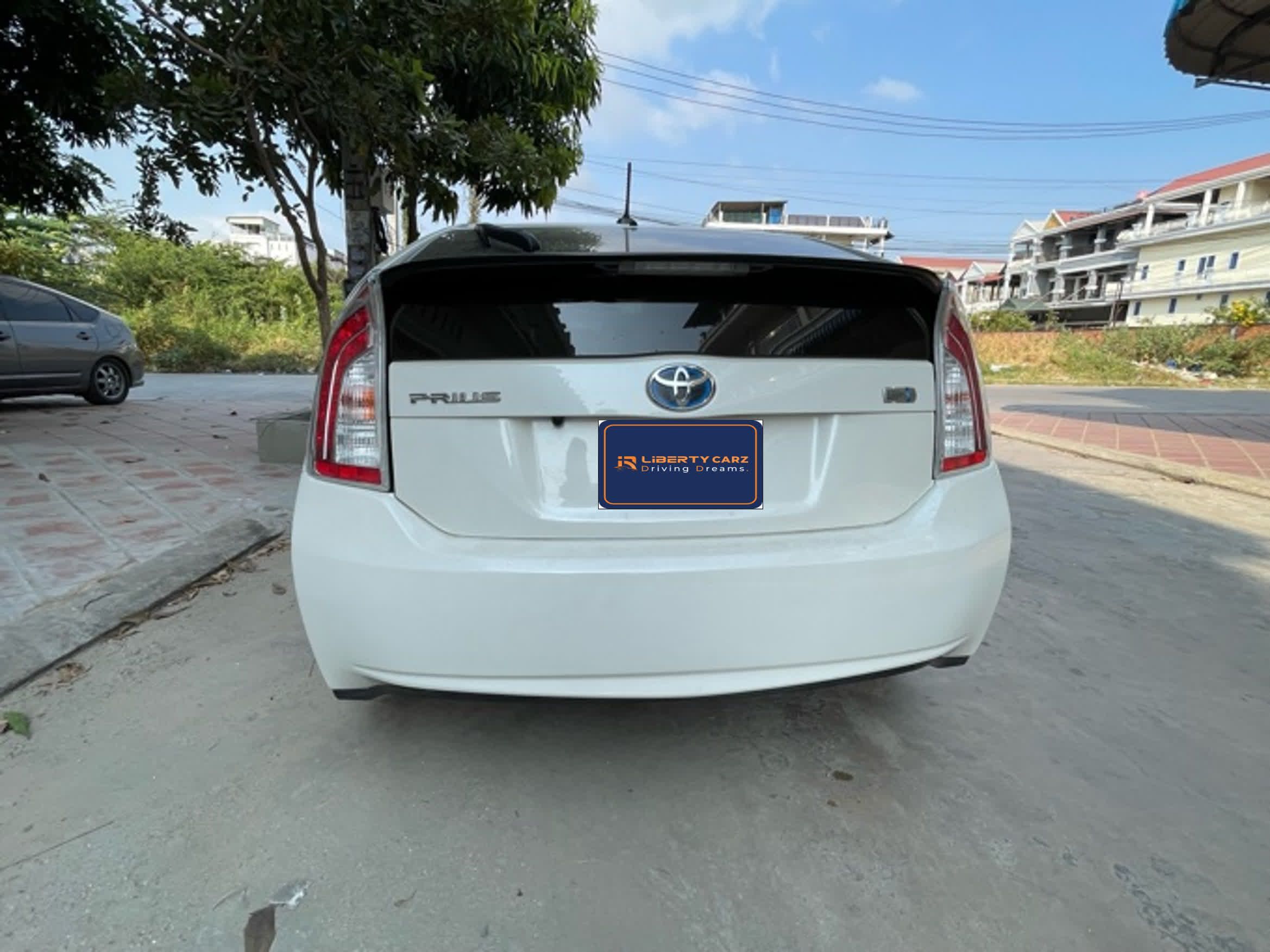 តូយ៉ូតា Prius 2010