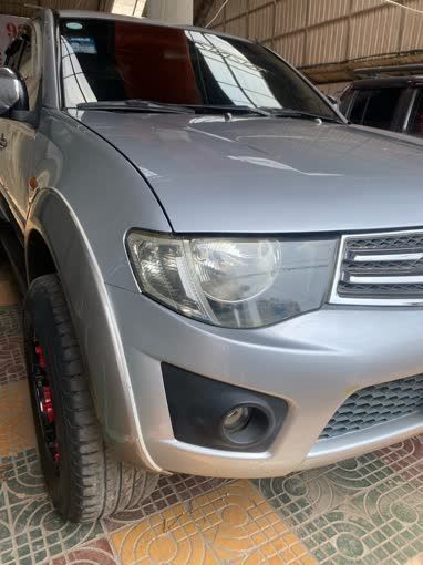 Mitsubishi Triton 2009