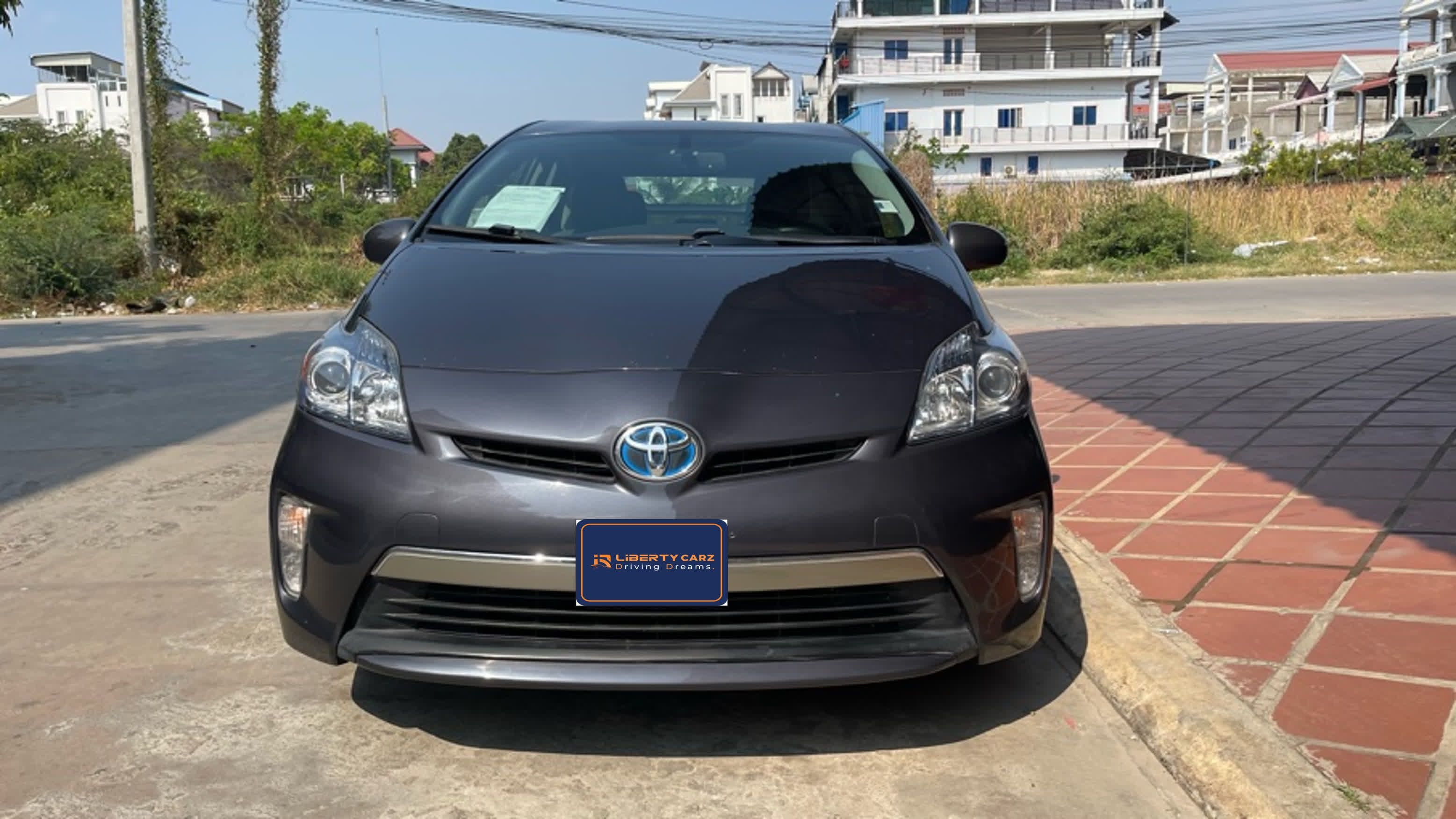 តូយ៉ូតា Prius 2014