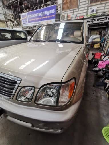 Lexus LX 470 2001