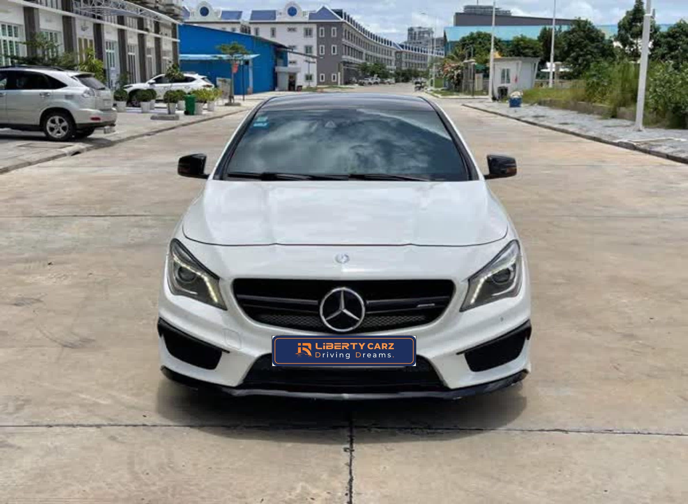 Mercedes-Benz CLA-45 2016