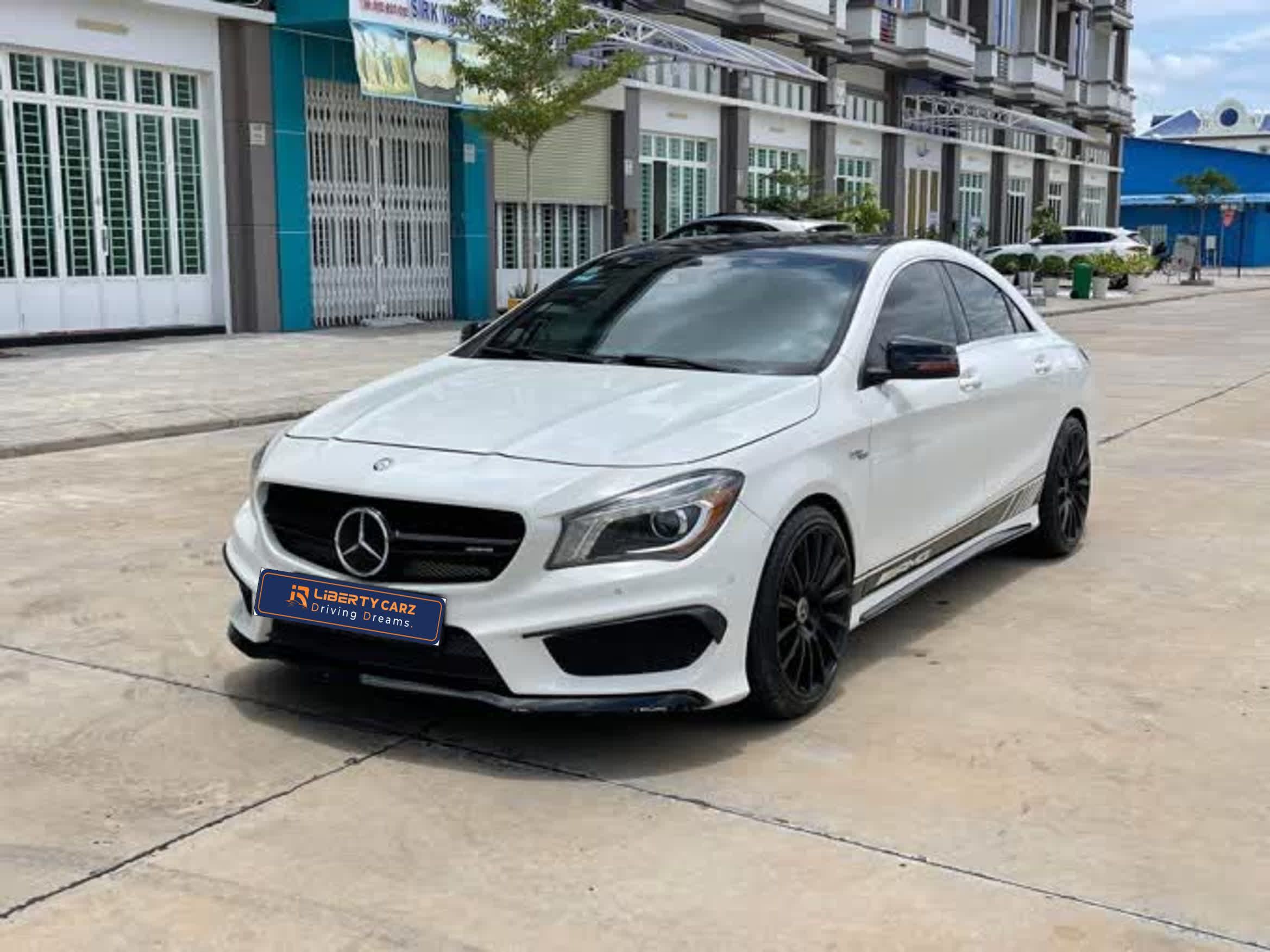 Mercedes-Benz CLA-45 2016