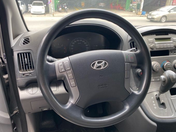 Hyundai Grand Starex 2011