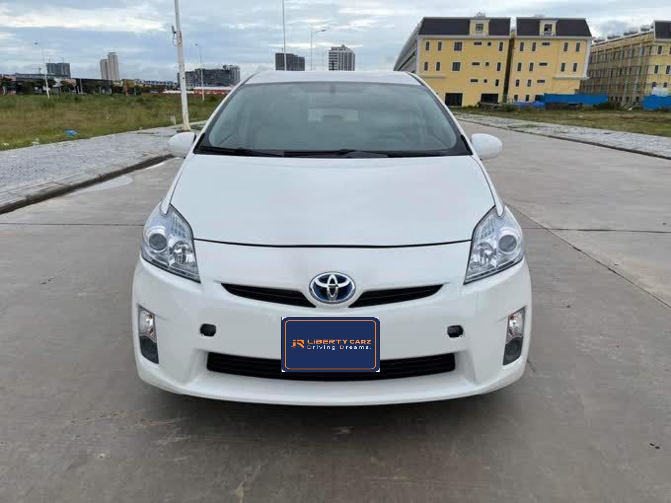 តូយ៉ូតា Prius 2011