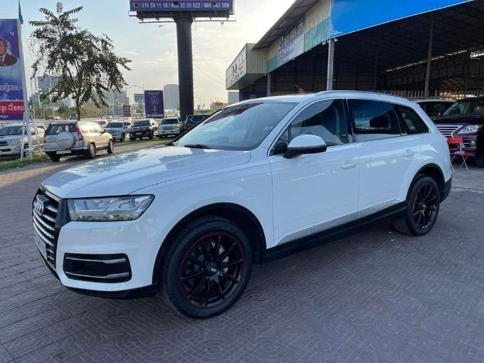 Audi Q7 2016