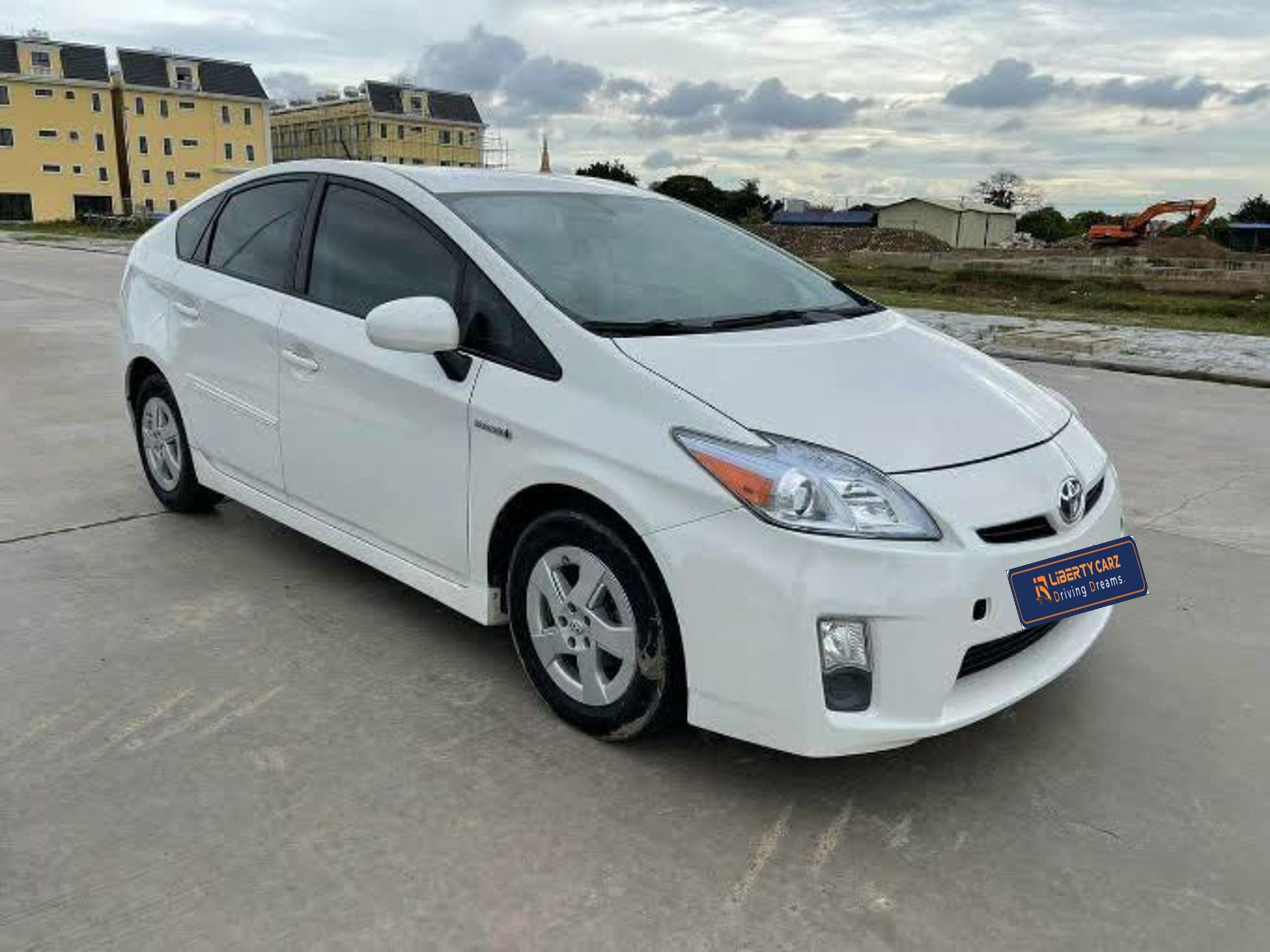 តូយ៉ូតា Prius 2011