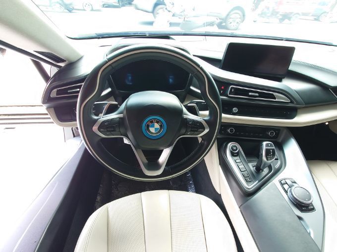 BMW i8 2015