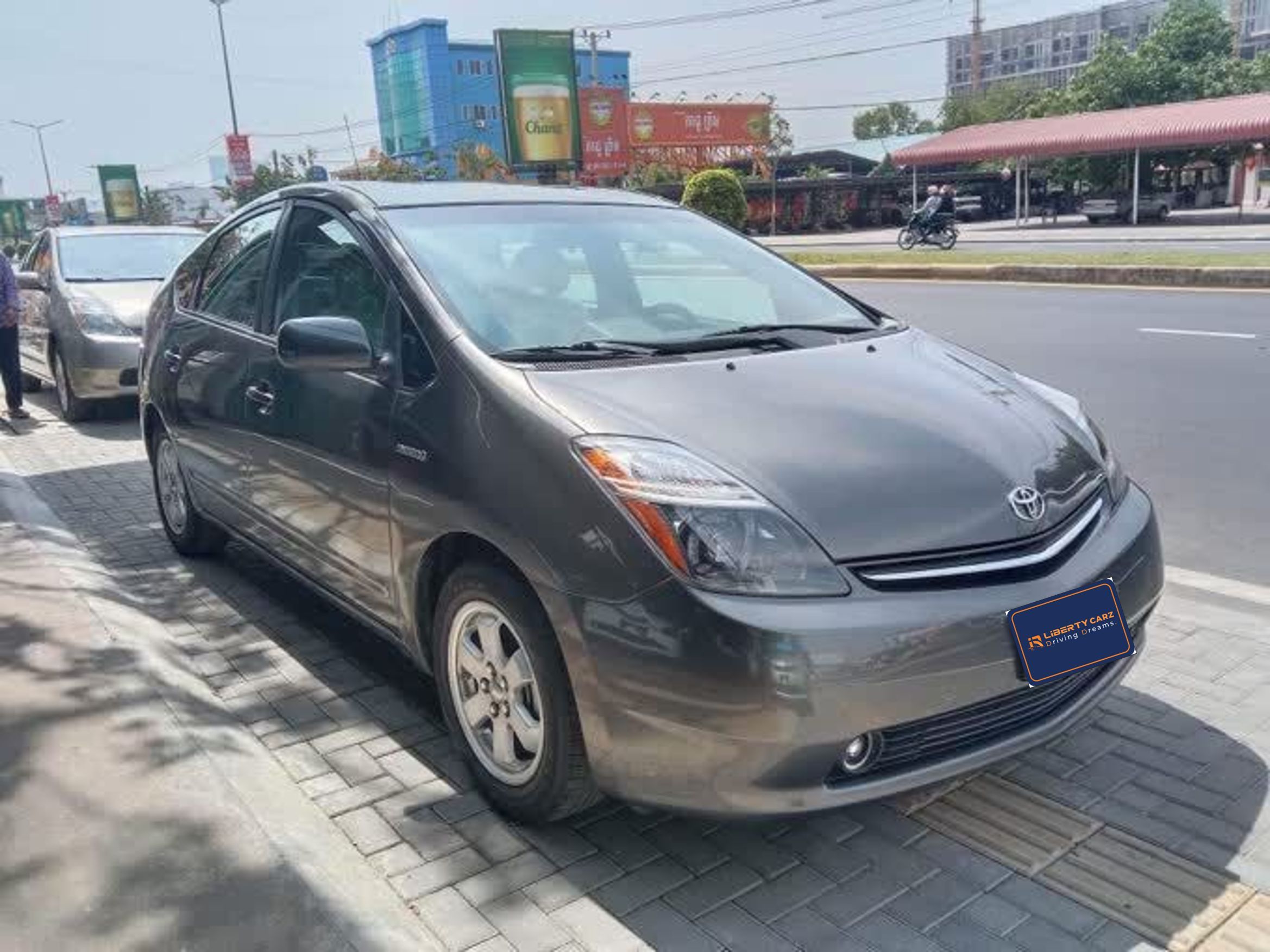 តូយ៉ូតា Prius 2008