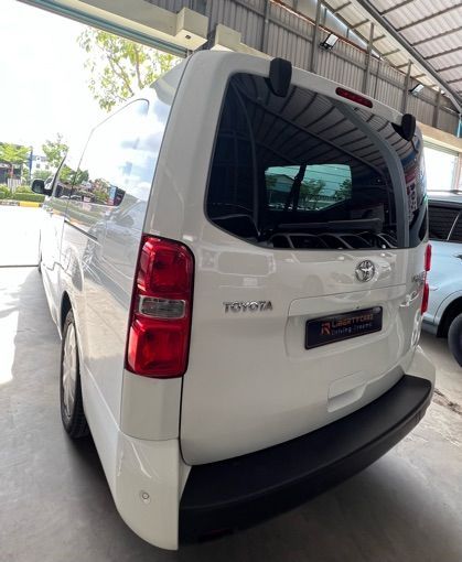 Toyota Alphard 2018