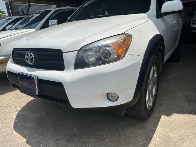 តូយ៉ូតា RAV4 2006