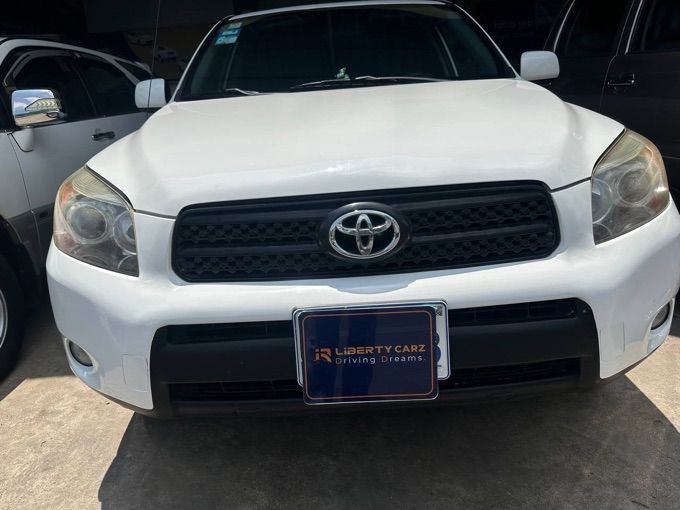 តូយ៉ូតា RAV4 2006