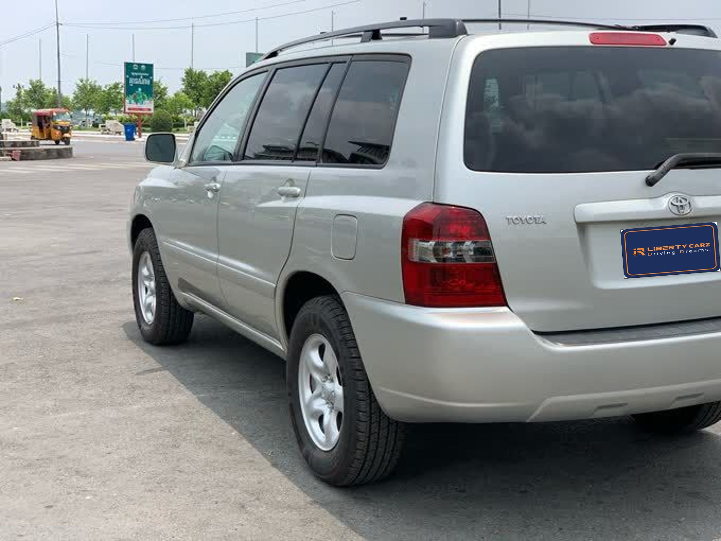 តូយ៉ូតា Highlander 2008