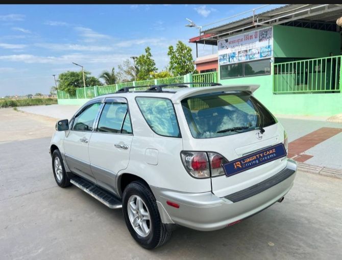 Lexus RX-300 2002