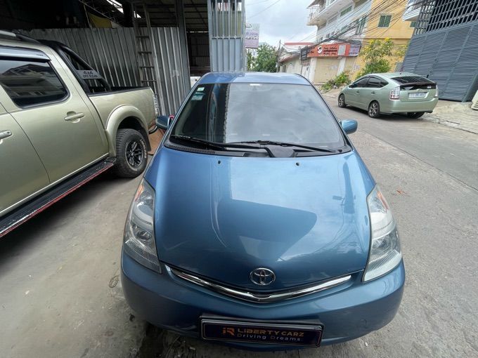 តូយ៉ូតា Prius 2006