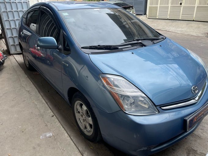 តូយ៉ូតា Prius 2006