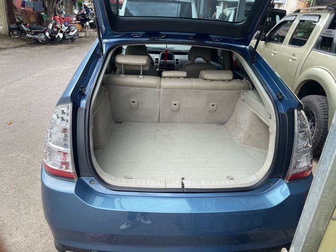 តូយ៉ូតា Prius 2006