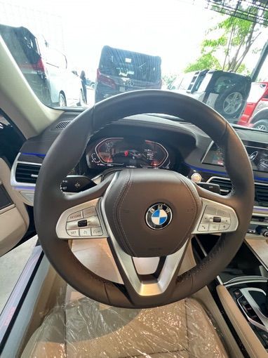 BMW 740Li 2022