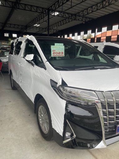 Toyota Alphard 2023